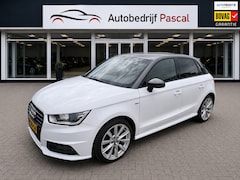 Audi A1 Sportback - 1.0 TFSI | Stoelverwarming | Parksensor| S-Line |