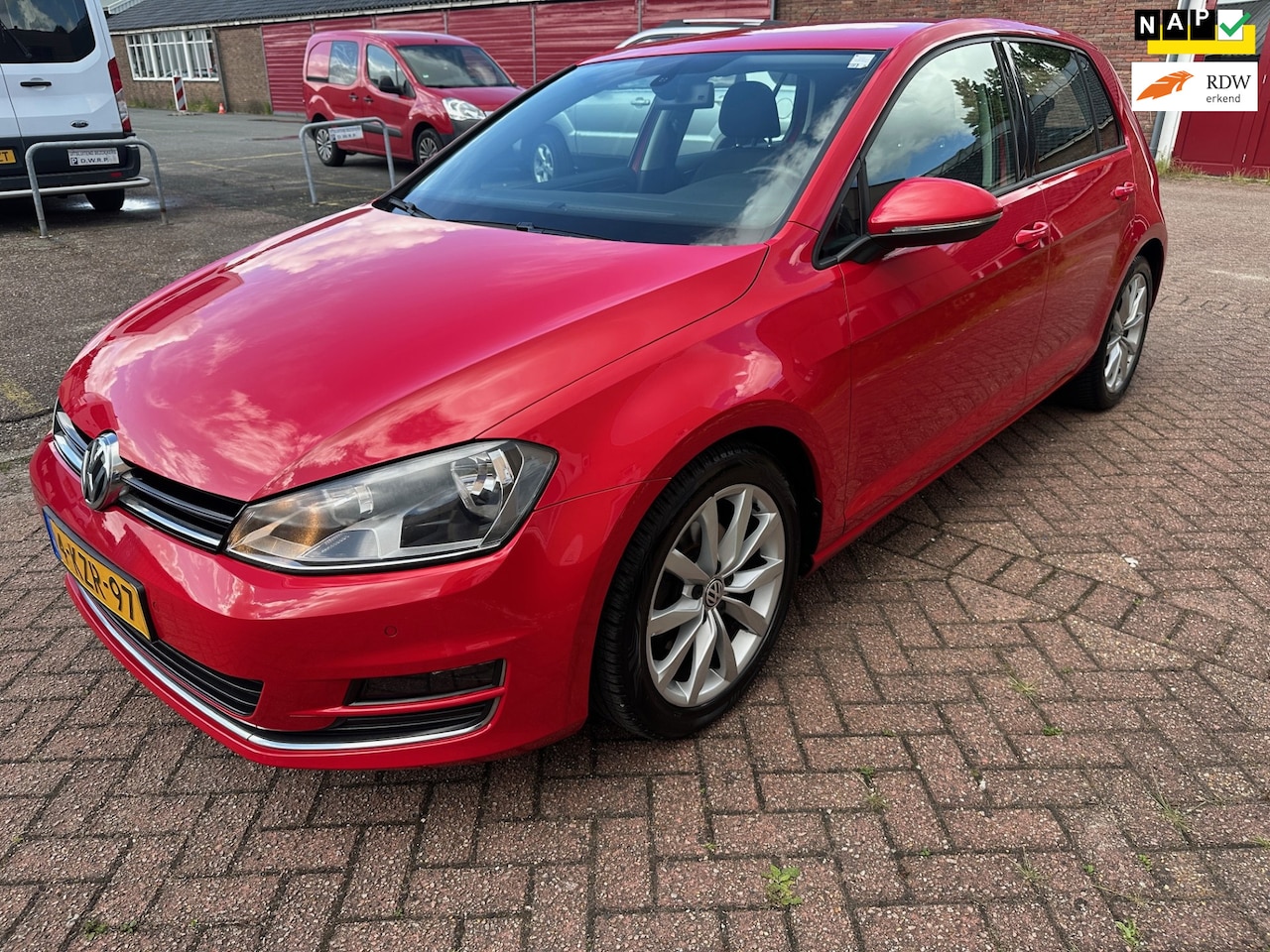Volkswagen Golf - 1.4 TSI ACT Highline/NAVI/PDC/APM/NAP - AutoWereld.nl