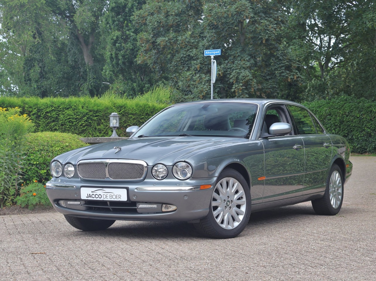 Jaguar XJ - 4.2 V8 Executive 4.2 V8 Executive - AutoWereld.nl