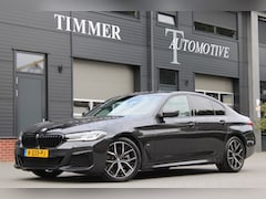 BMW 5-serie - 520i Business Edition Plus M-Sport - Schuif kanteldak - Laserlight - 19 inch- Lederen bekl