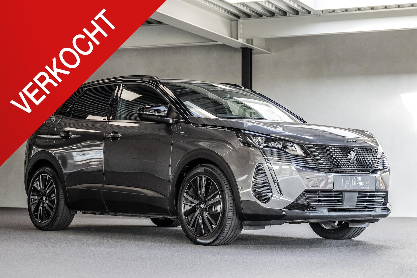 Peugeot 3008 - 1.6 HYbrid 225 GT / Black Pack / Schuif-/kanteldak / HiFi Audio / Stoel massage & verwarmi - AutoWereld.nl