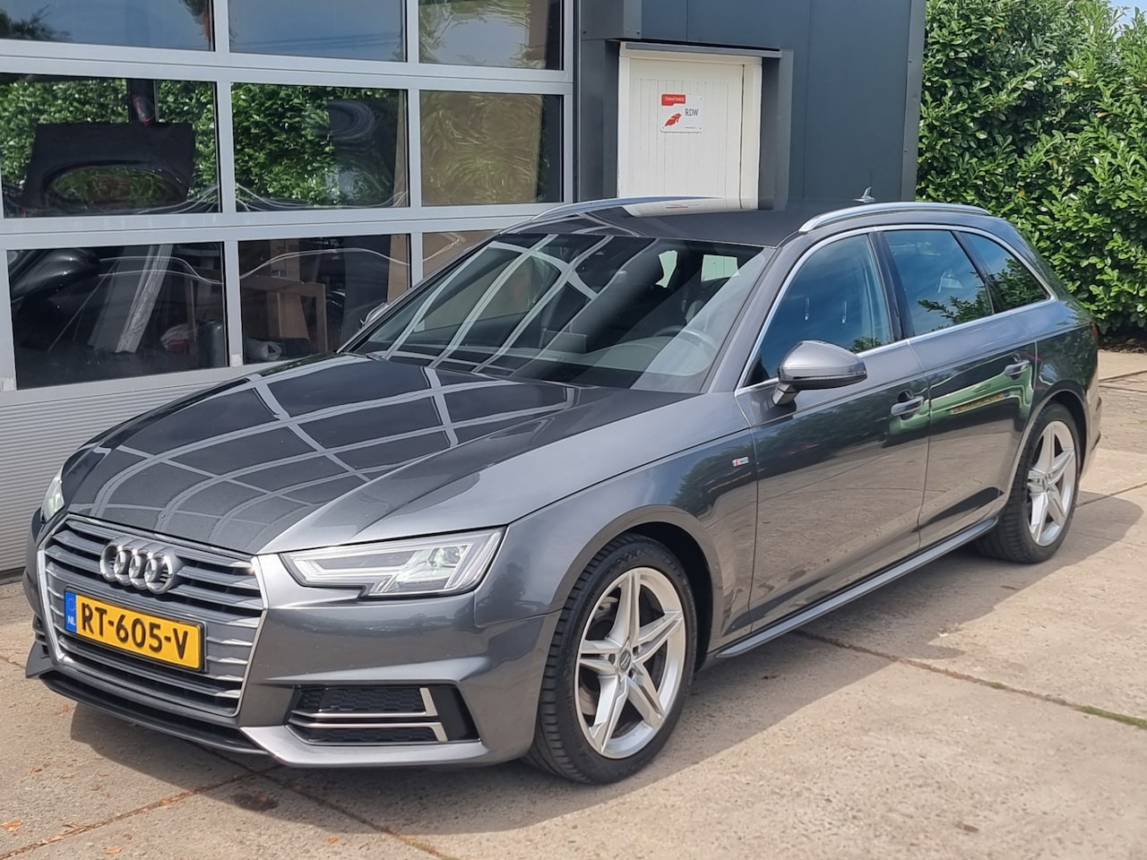 Audi A4 Avant - 1.4 TFSI Sport S line Edition 1.4 TFSI Sport S line edition - AutoWereld.nl