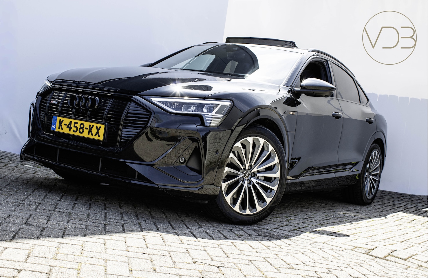 Audi e-tron Sportback - 50 SOH94% S-Line RS Leer Pano B&O 360gr camera - AutoWereld.nl