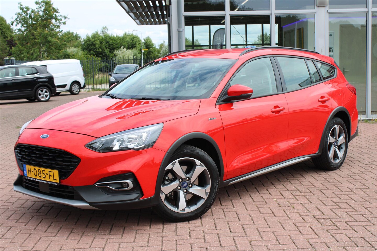 Ford Focus Wagon - 1.0 EcoBoost 125pk Active Business Wagon, Winterpack - AutoWereld.nl