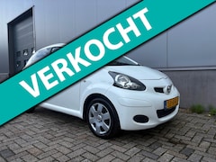Toyota Aygo - 1.0-12V Dynamic|Airco|NAP|Elektrisch pakket