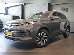 Volkswagen Tiguan - 1.5 eHybrid Life keyless carplay camera led pdc 204 pk