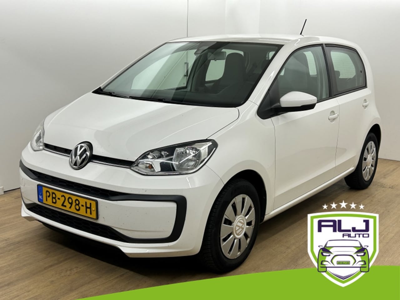 Volkswagen Up! - Occasion 1.0 BMT move up! | Wit | Tweedehands Volkswagen Up | Airco | Bluetooth - AutoWereld.nl