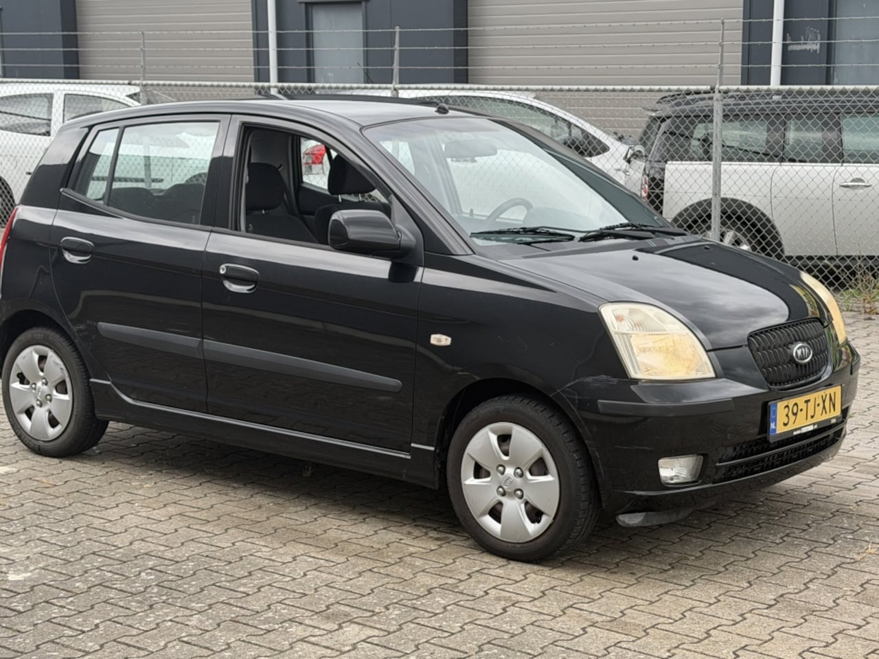 Kia Picanto - 1.0 Airco 5-Deurs apk:12-2026 - AutoWereld.nl