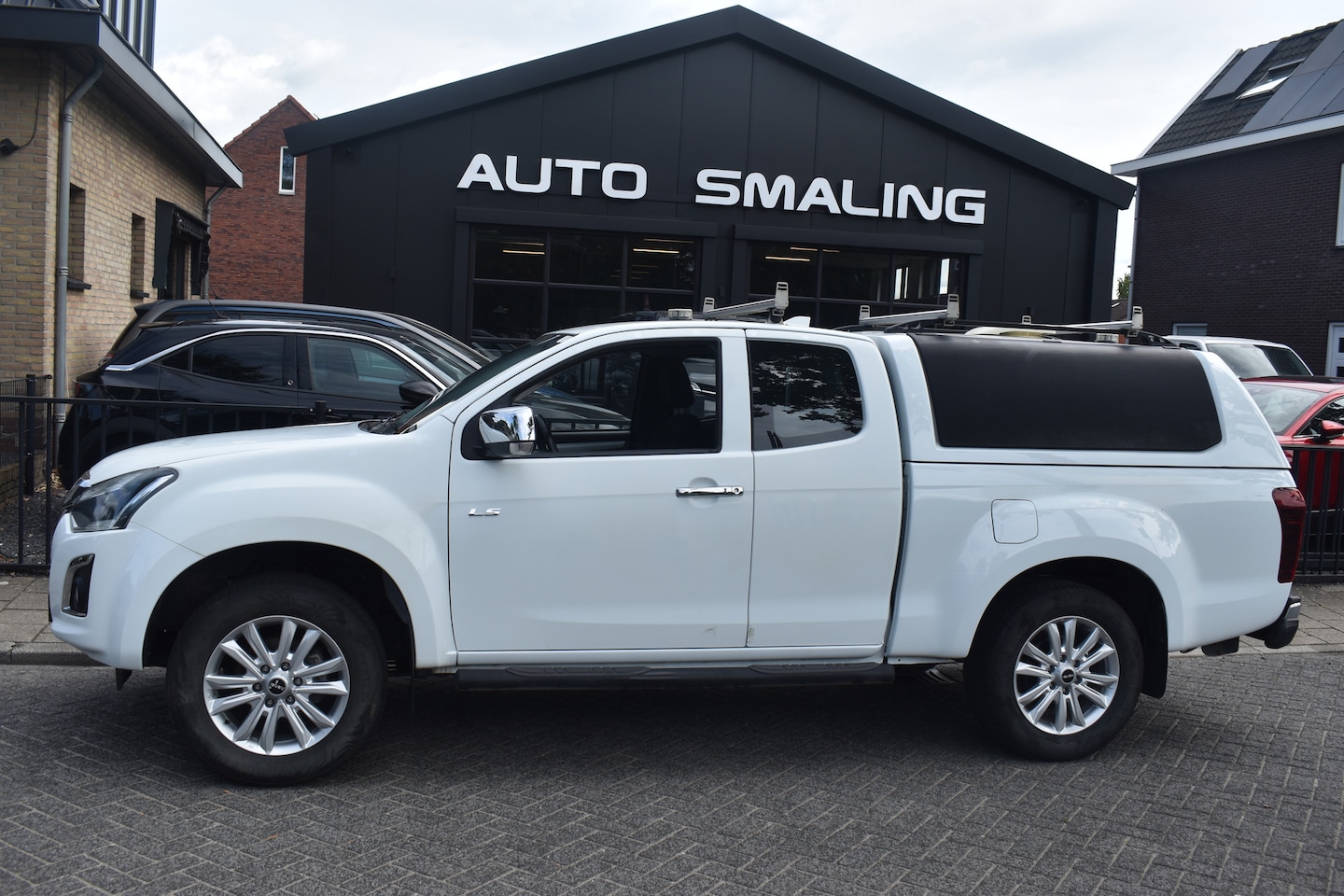 Isuzu D-Max - 1.9D Extended 4WD Cab LS 163pk *Clima/Camera - AutoWereld.nl