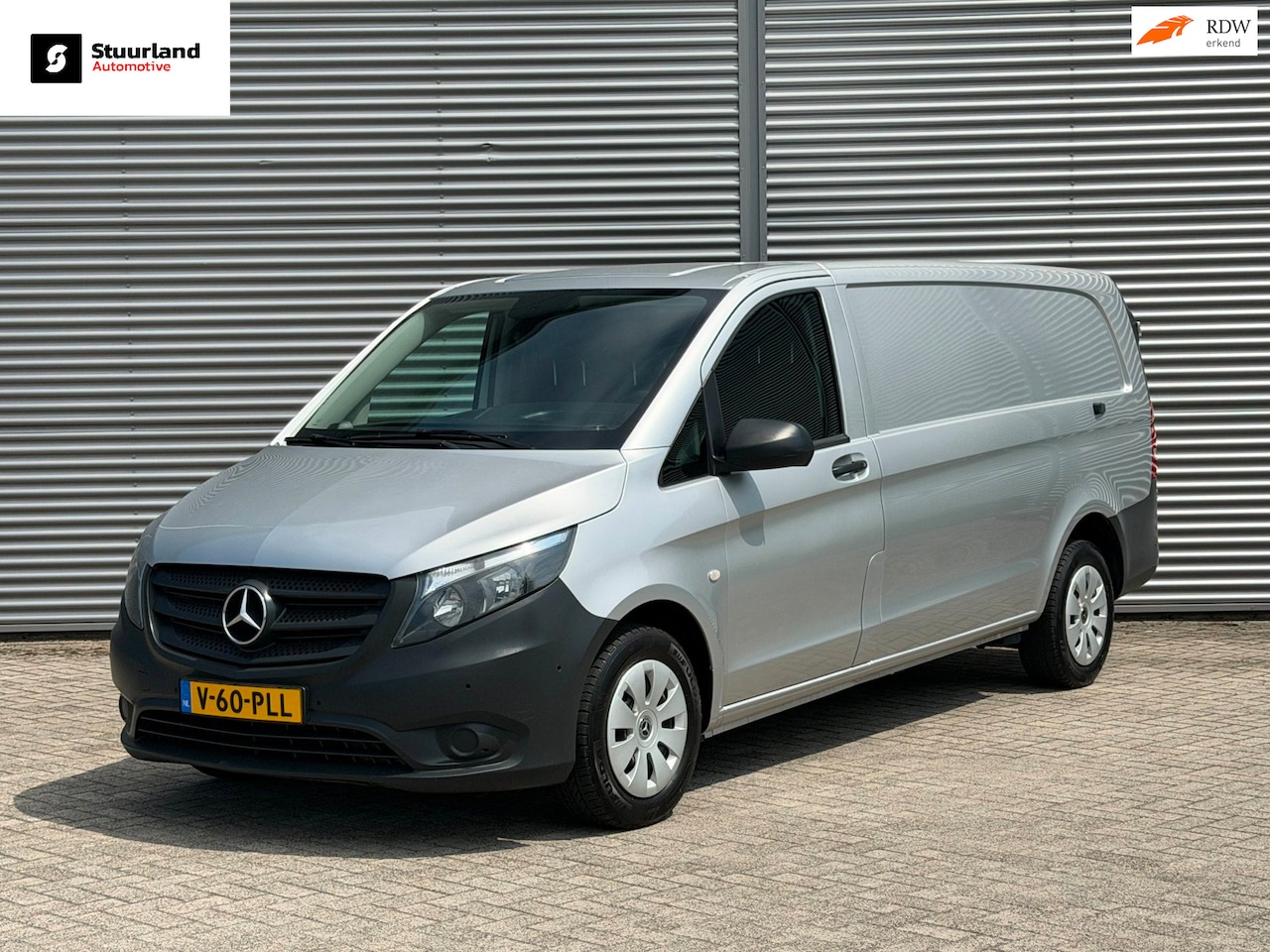 Mercedes-Benz Vito - 116 CDI Extra Lang L3 Airco/ Cruise/ Navi/ PDC V+A/ Camera/ 3zits/ - AutoWereld.nl