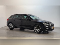 Skoda Scala - 1.5 TSI 150pk DSG Sport Business Stoelverwarming Trekhaak App-Connect