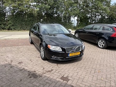 Volvo S80 - 1.6 T4 Momentum AUTOMAAT TREKHAAK CARPLAY LEER