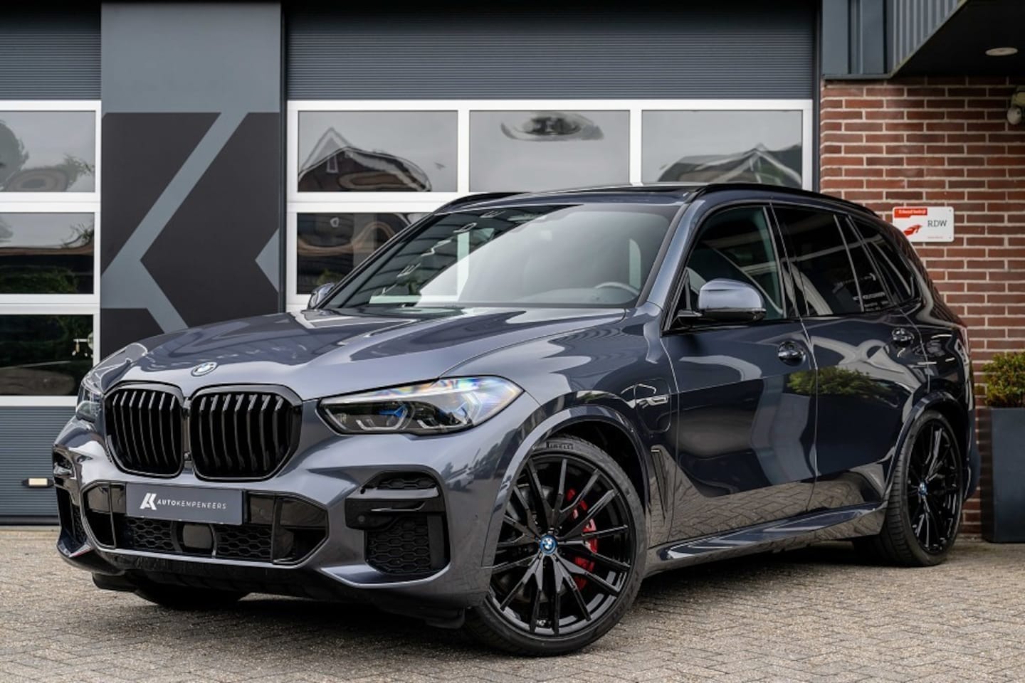 BMW X5 - xDrive45e M-Sport | Panorama | Comfort Seats | Stoelventilatie | Leder Dash. | Alcantara H - AutoWereld.nl