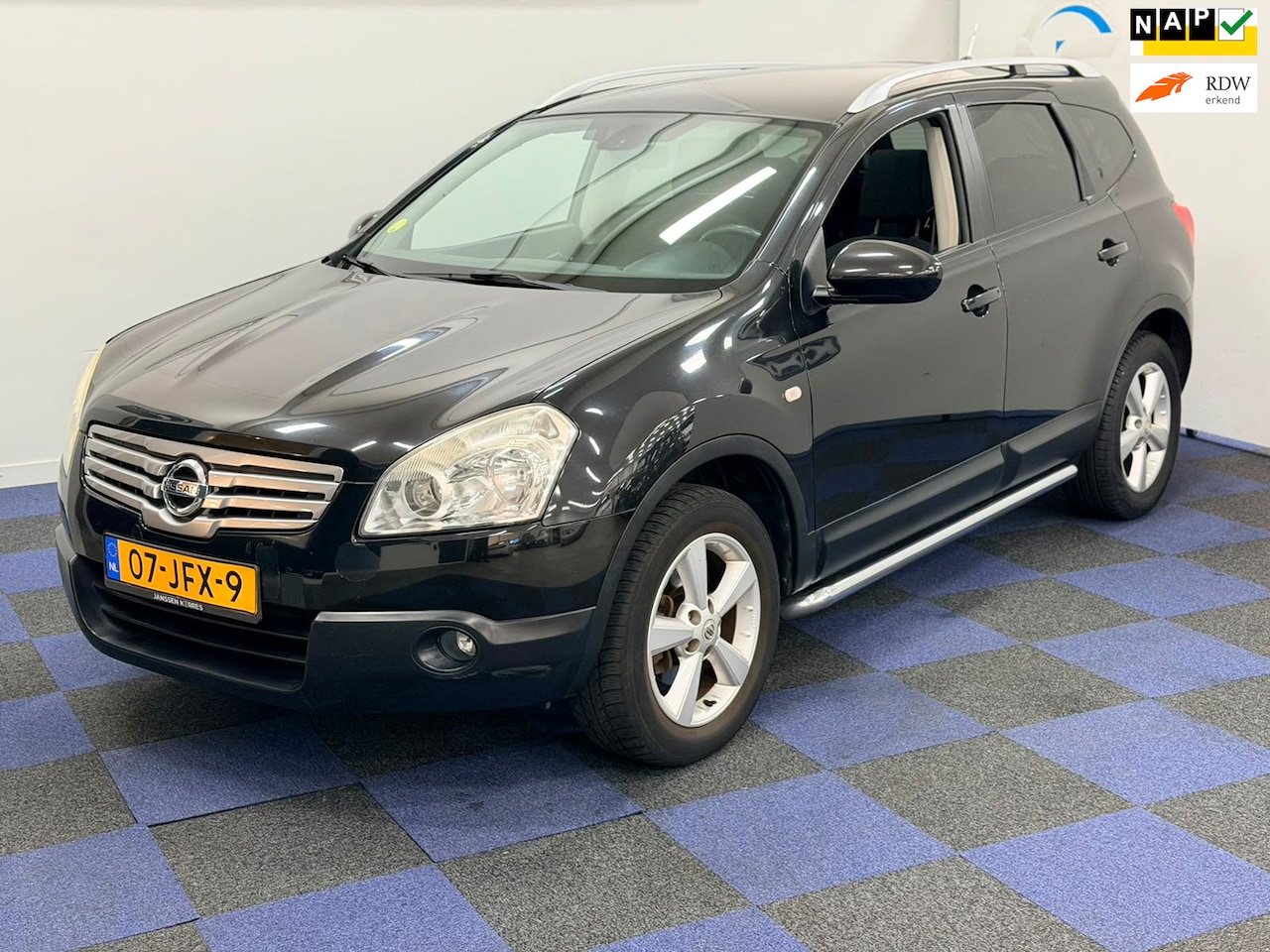 Nissan Qashqai+2 - 2.0 Connect Edition / 7 PERS / PANORAMADAK / RIJDT SCHAKELT GOED - AutoWereld.nl