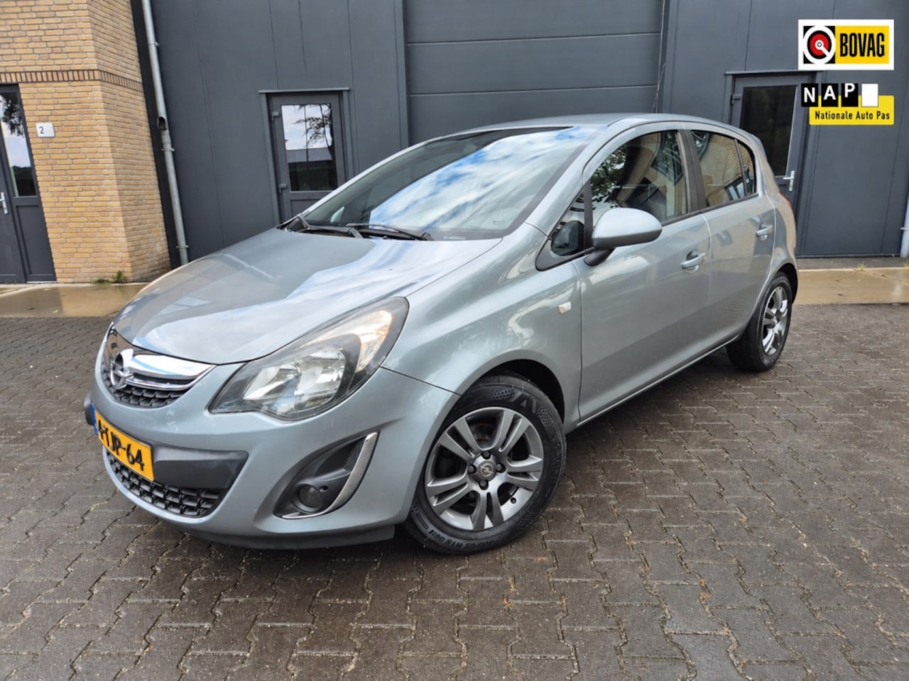 Opel Corsa - 1.4-16V Business 1.4-16V Business+ - AutoWereld.nl