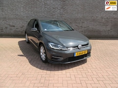 Volkswagen Golf - 1.5 TSI Highline Business R