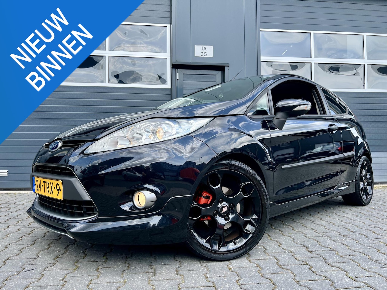 Ford Fiesta - 1.6 Metal *ST-LINE*135PK*CAMERA*CARPLAY*ECC*BLACK ON BLACK - AutoWereld.nl
