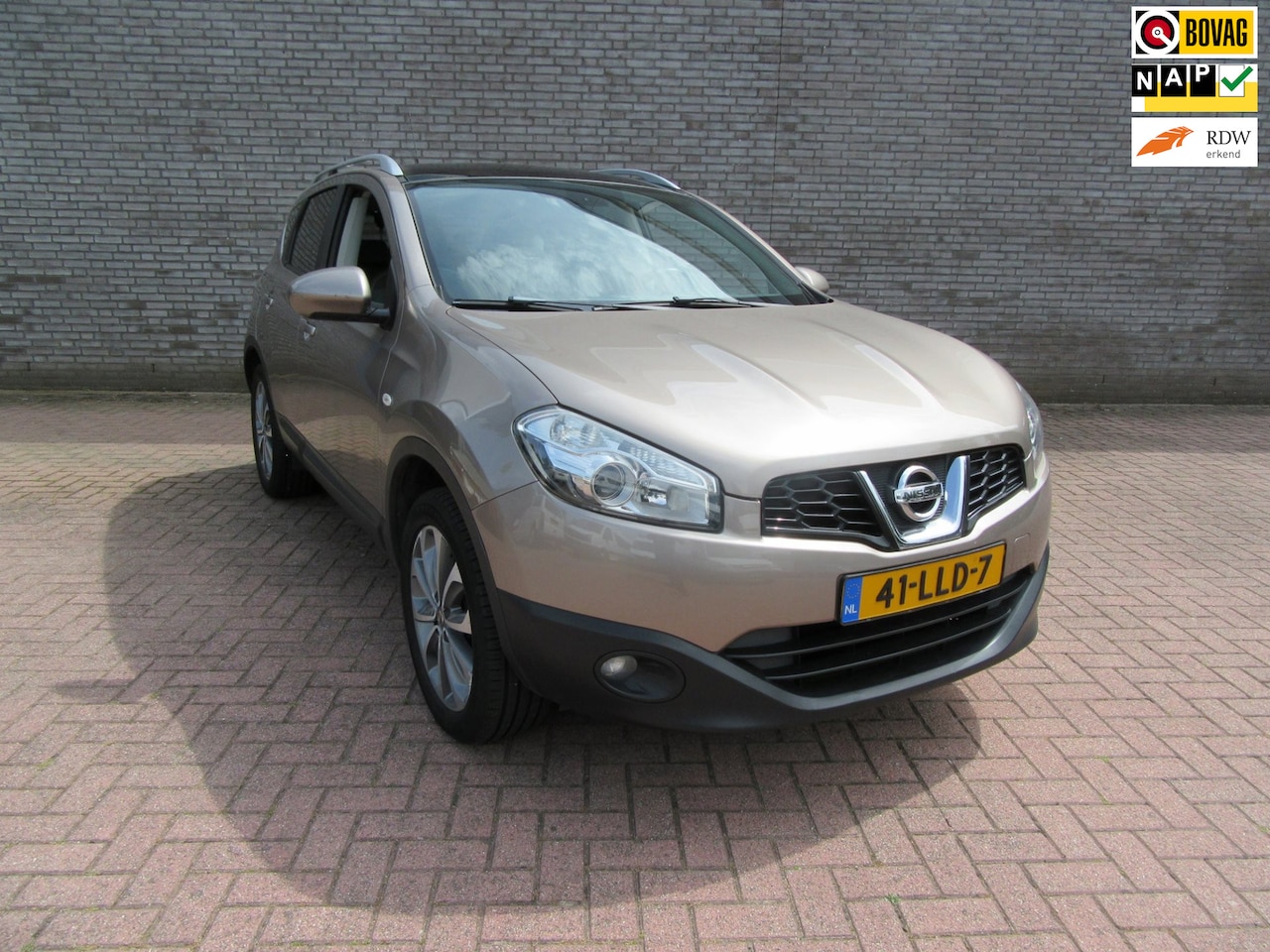 Nissan Qashqai - 1.6 Connect Edition 1.6 Connect Edition - AutoWereld.nl