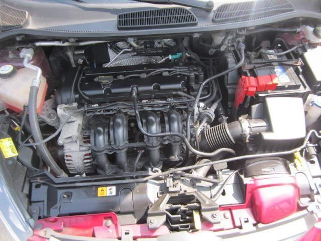 Ford Fiesta - 1.25 Trend AIRCO, lmv, DIRECT RIJKKLAAR apk 6-2027 Ford Fiesta 1.25 Trend AIRCO, lmv, DIRE