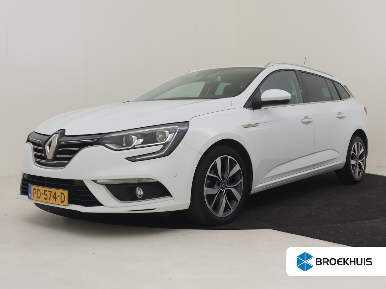 Renault Mégane Estate - 1.2 TCe Bose 100PK | Trekhaak | Cruise control | Navigatie | bose audio | App connect | Pa - AutoWereld.nl