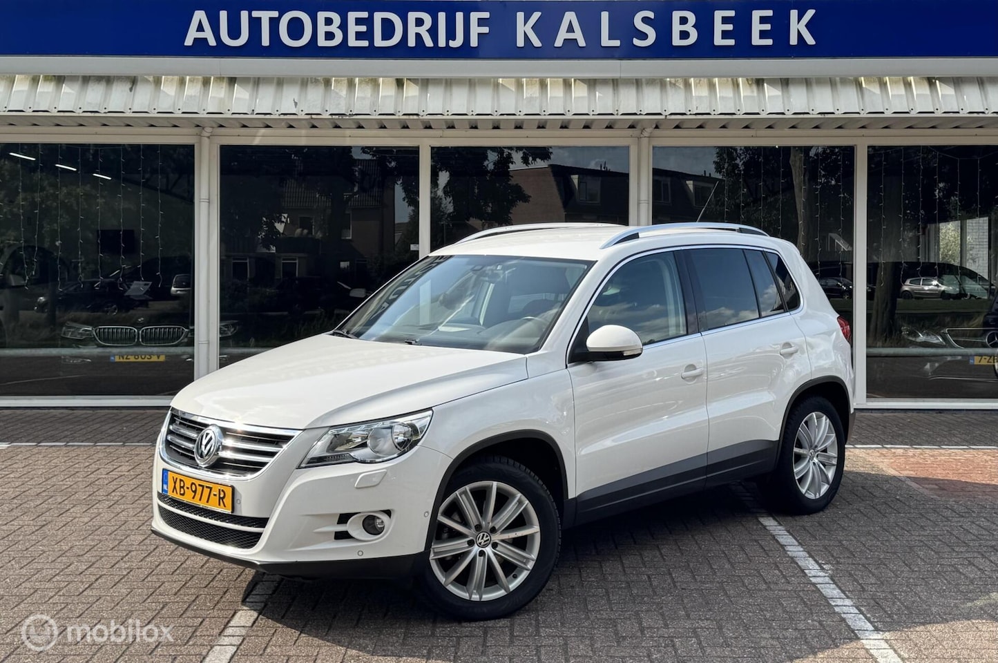 Volkswagen Tiguan - 1.4 TSI Comfort&Design|Stoelverwarming|Dealer O.H| - AutoWereld.nl
