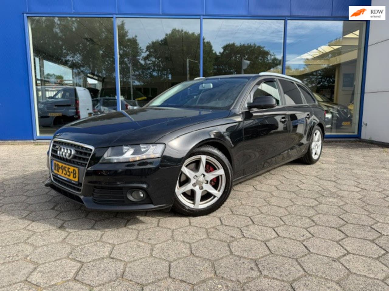 Audi A4 Avant - 2.0 TFSI PDC APK 1-7-2027 - AutoWereld.nl