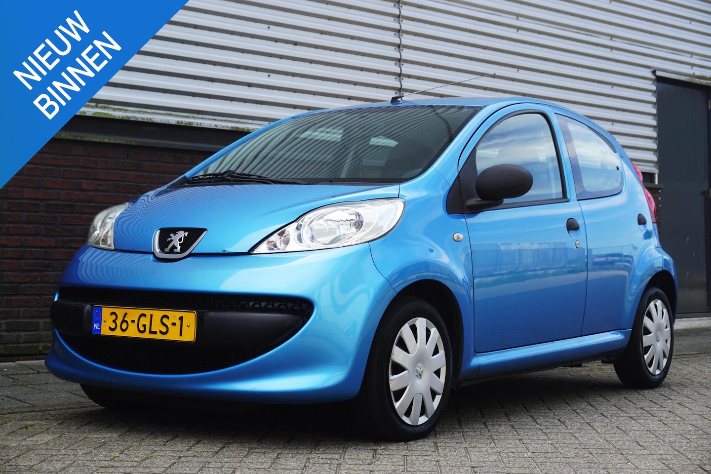 Peugeot 107 - 1.0-12V XR /5 Deurs/APK tot 19-6-2027 !! - AutoWereld.nl