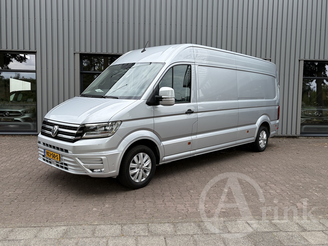 Volkswagen Crafter - 35 2.0 TDI L4H3 Trekhaak, Adaptieve Cruisecontrol, Bestuurdersstoel met Massagefunctie - AutoWereld.nl