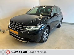 Volkswagen Tiguan - VW Tiguan Hybride 1.4 elegance uitvoering-Wegklapbare trekhaak-Carplay-Cruise controle lan