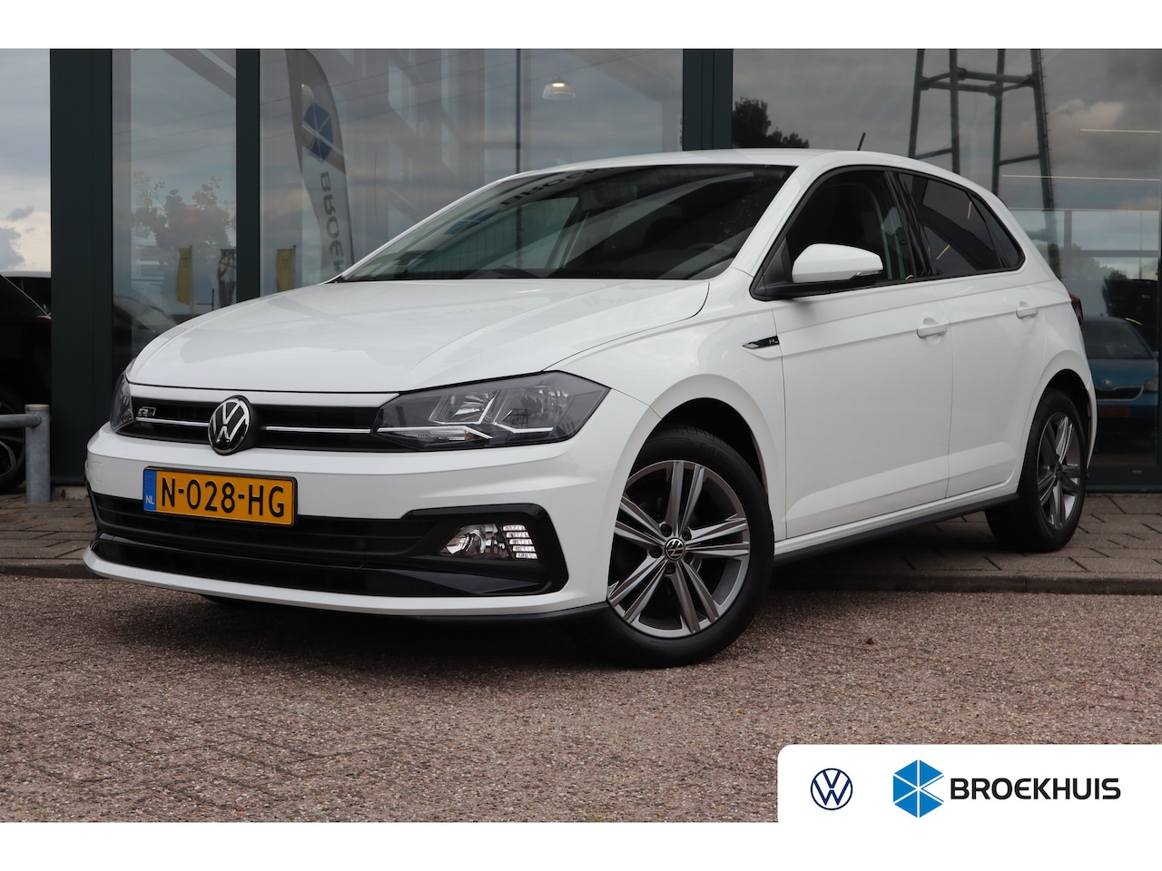 Volkswagen Polo - 1.0 TSI R-Line Edition 95PK | Airco | App-Connect draadloze smartphone integratie | Cruise - AutoWereld.nl
