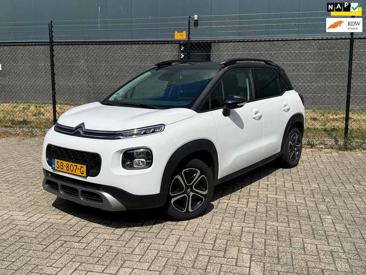 Citroën C3 Aircross - 1.2 PureTech S&S Feel |OrgNL| |1ste eigenaar| |Dealer onderhouden| - AutoWereld.nl
