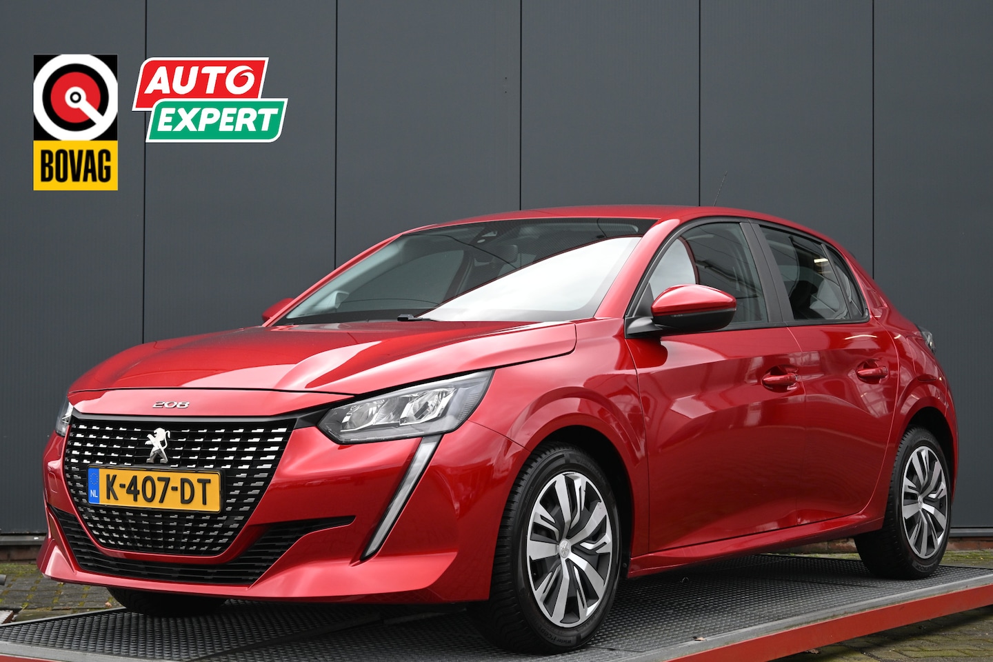 Peugeot 208 - 1.2 PureTech Blue Lease Active distributie vervangen - AutoWereld.nl