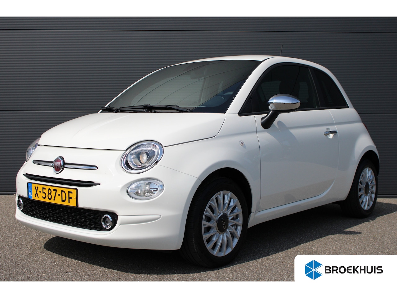 Fiat 500 - 1.0 Hybrid | Navi by app | Parkeersensoren | Lichtmetaal | NL auto | 23.750km | Airconditi - AutoWereld.nl