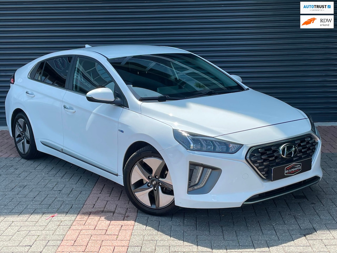 Hyundai IONIQ - 1.6 GDi Comfort Only Export! | Led | Navi - AutoWereld.nl