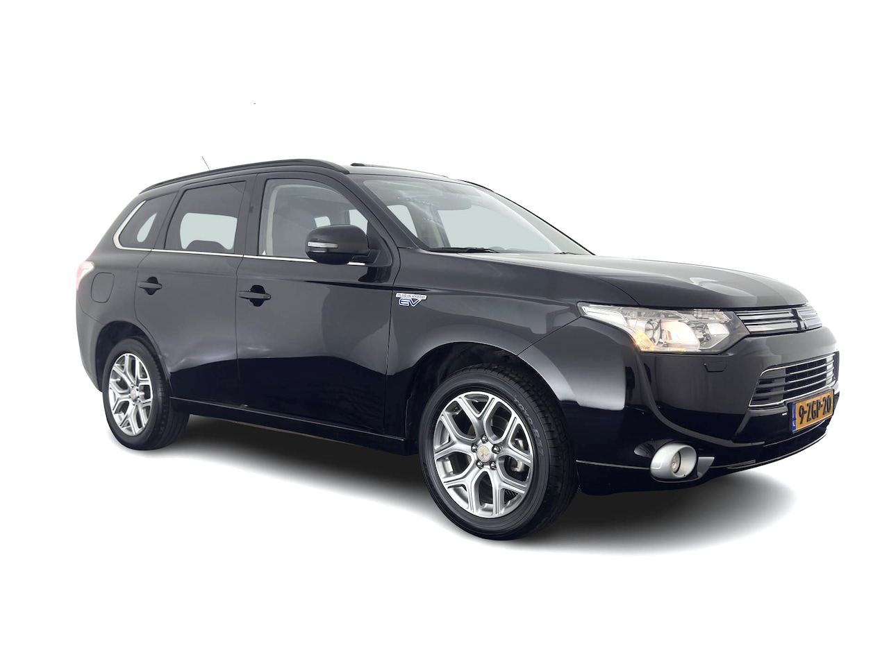 Mitsubishi Outlander - 2.0 PHEV Instyle (Plug-In) Aut. *PANO | LEATHER | XENON | NAVI-FULLMAP | KEYLESS | CAMERA - AutoWereld.nl