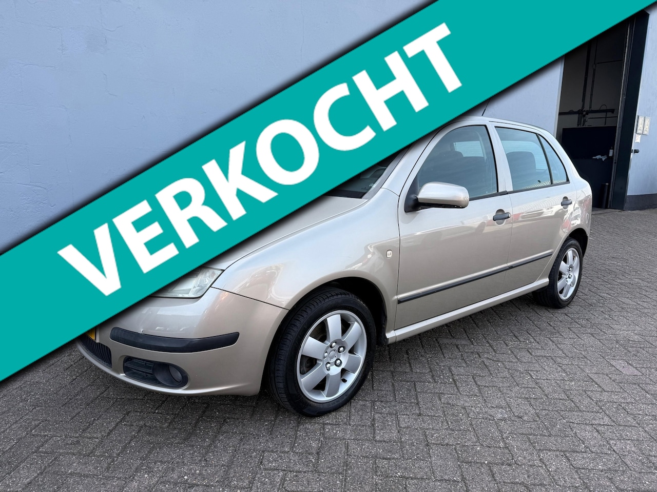 Skoda Fabia - 2.0 Elegance 1e Eigenaar 5-Deurs - Airco - LMV - AutoWereld.nl