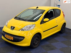 Peugeot 107 - 1.0-12V XR / WEG=WEG / RIJDT SCHAKELT GOED / INGEROLEN ZO MEE