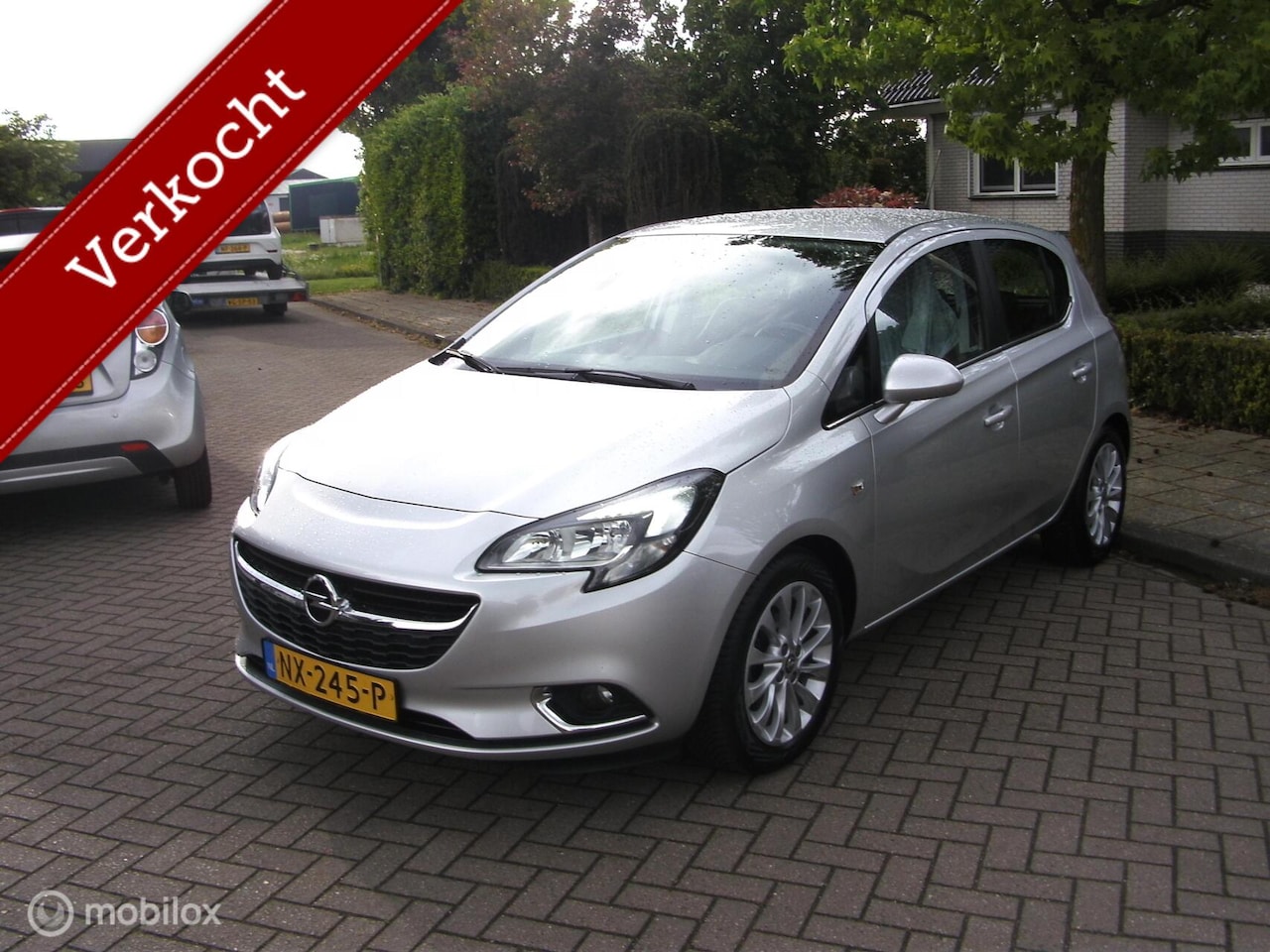 Opel Corsa - 1.4 Edition automaat vol opties - AutoWereld.nl