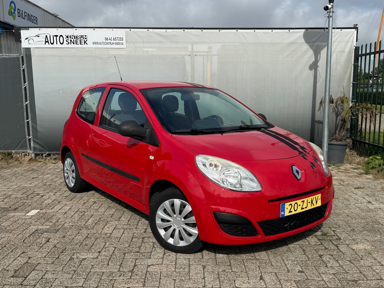 Renault Twingo - 1.2 Authentique- Elektr ramen - EXPORT - AutoWereld.nl