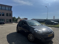 Renault Clio - WIJ KOPEN UW AUTO GRAAG OP
