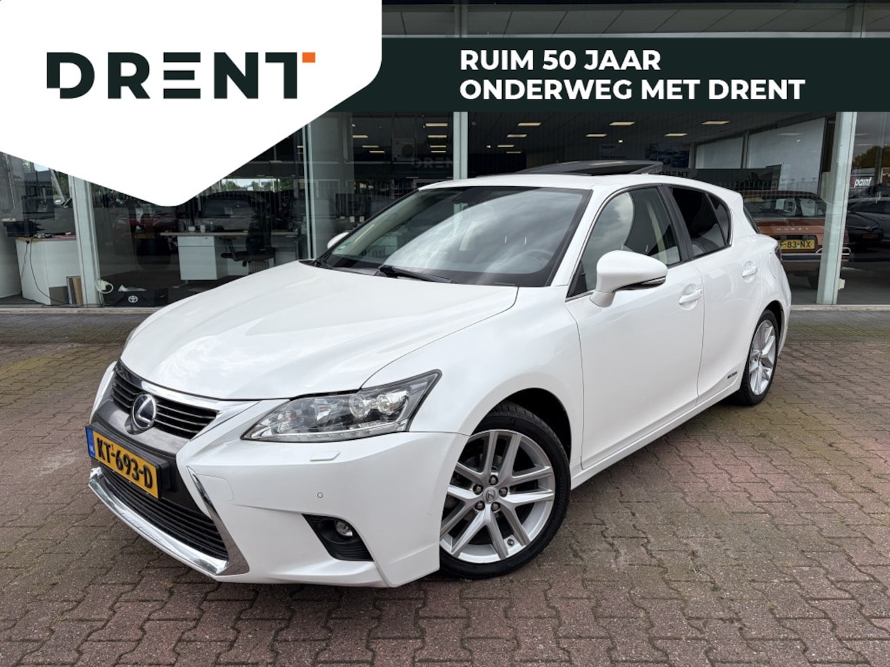 Lexus CT 200h - Luxury Line | Schuif/kantel dak | Stoelverwarming | Sensore - AutoWereld.nl