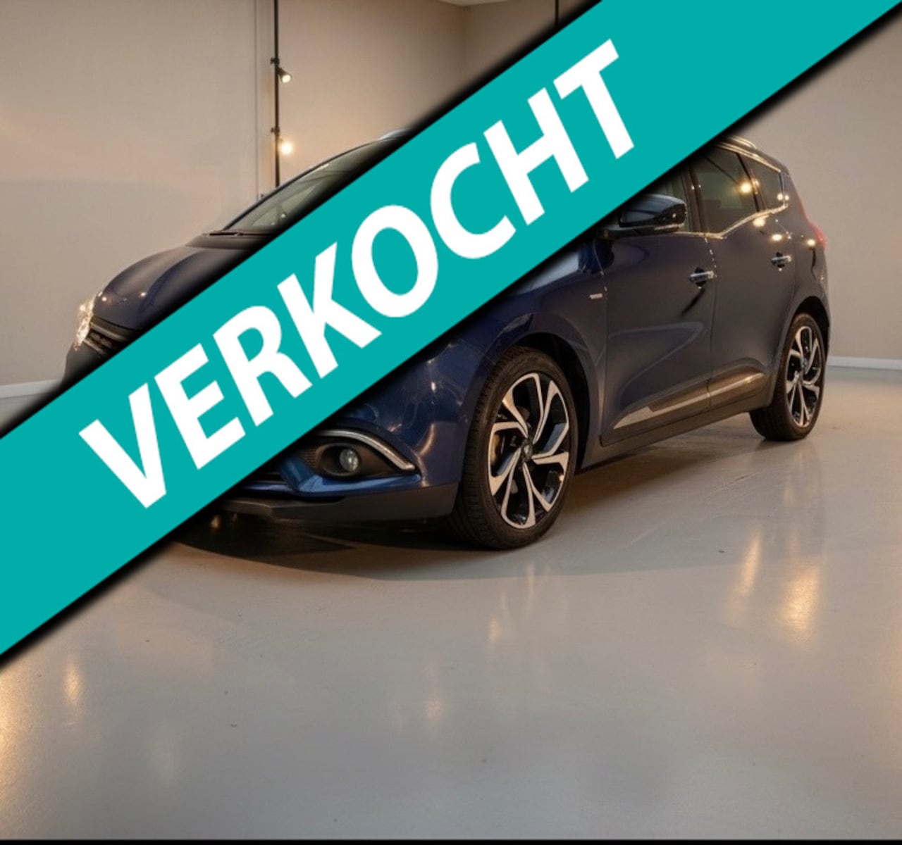 Renault Grand Scénic - 1.3 TCe Bose 7 persoons-automaat-nette auto-dealer onderhoud - AutoWereld.nl