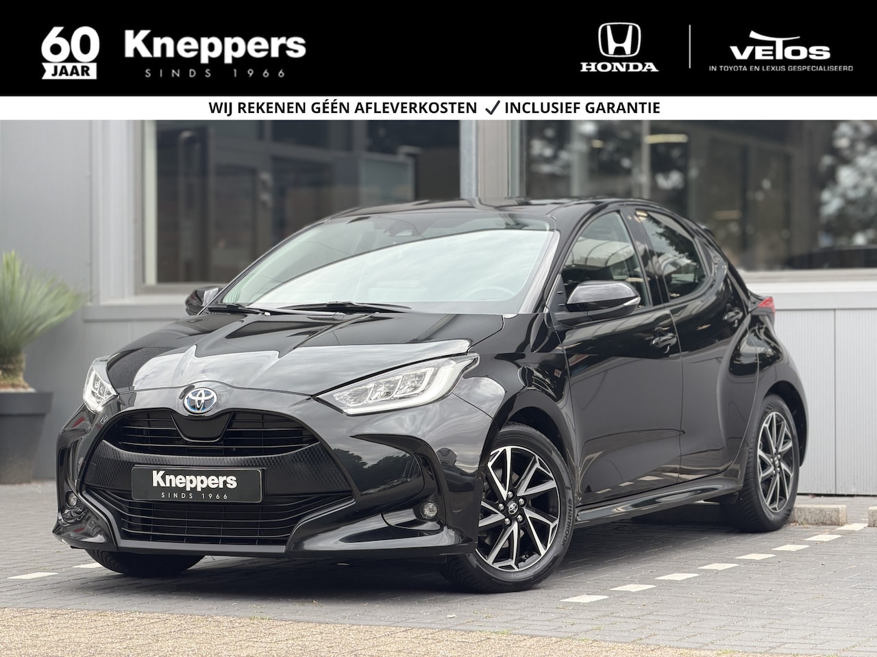 Toyota Yaris - 1.5 Hybrid 115 Dynamic | GEEN AFLEVERKOSTEN | Apple/Android, Camera, Keyless entry/start - AutoWereld.nl
