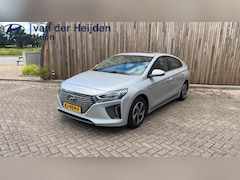 Hyundai IONIQ - 1.6 GDi First Edition Leder | Schuifdak | Elektrische Stoelverstelling | Navi | Camera |