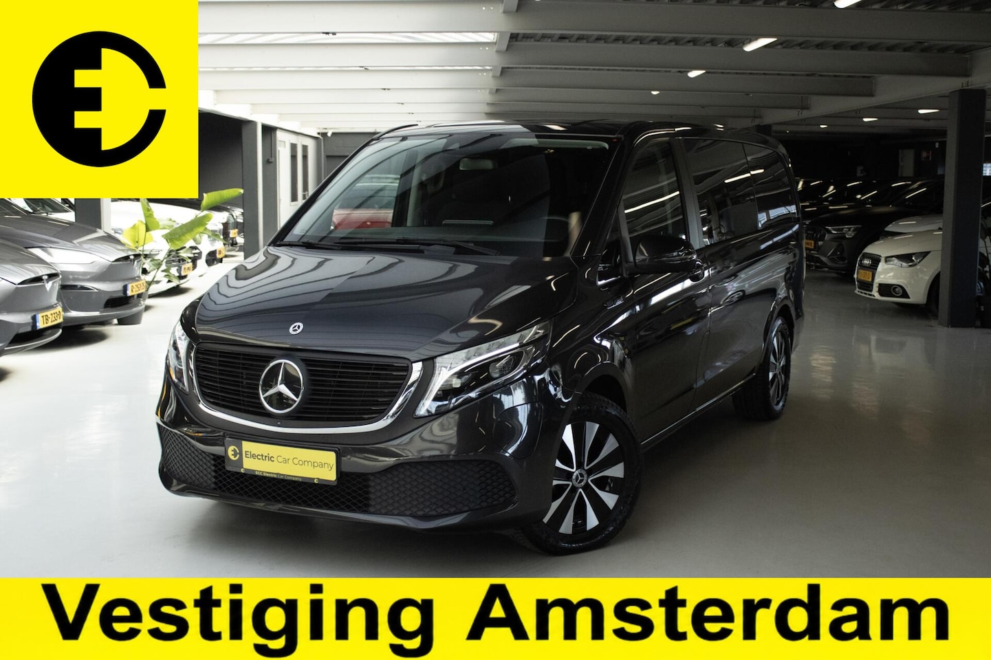 Mercedes-Benz EQV - 300 L2 90kWh |SOH 93,2% | 7P. | Stoelverwarming | Apple CarPlay/android auto | Trekhaak | - AutoWereld.nl