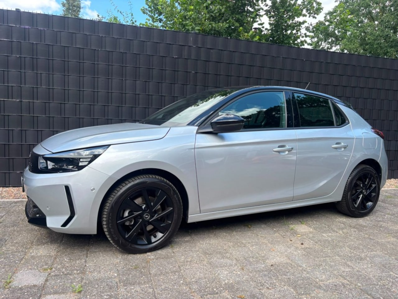 Opel Corsa - 1.2 T GS**DAB//CARPLAY//MOOIE AUTO** - AutoWereld.nl