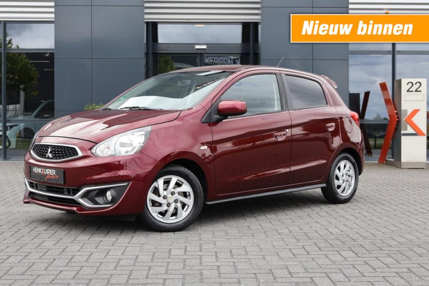 Mitsubishi Space Star - 1.0 Intense / Airconditioning / Nieuwe APK - AutoWereld.nl