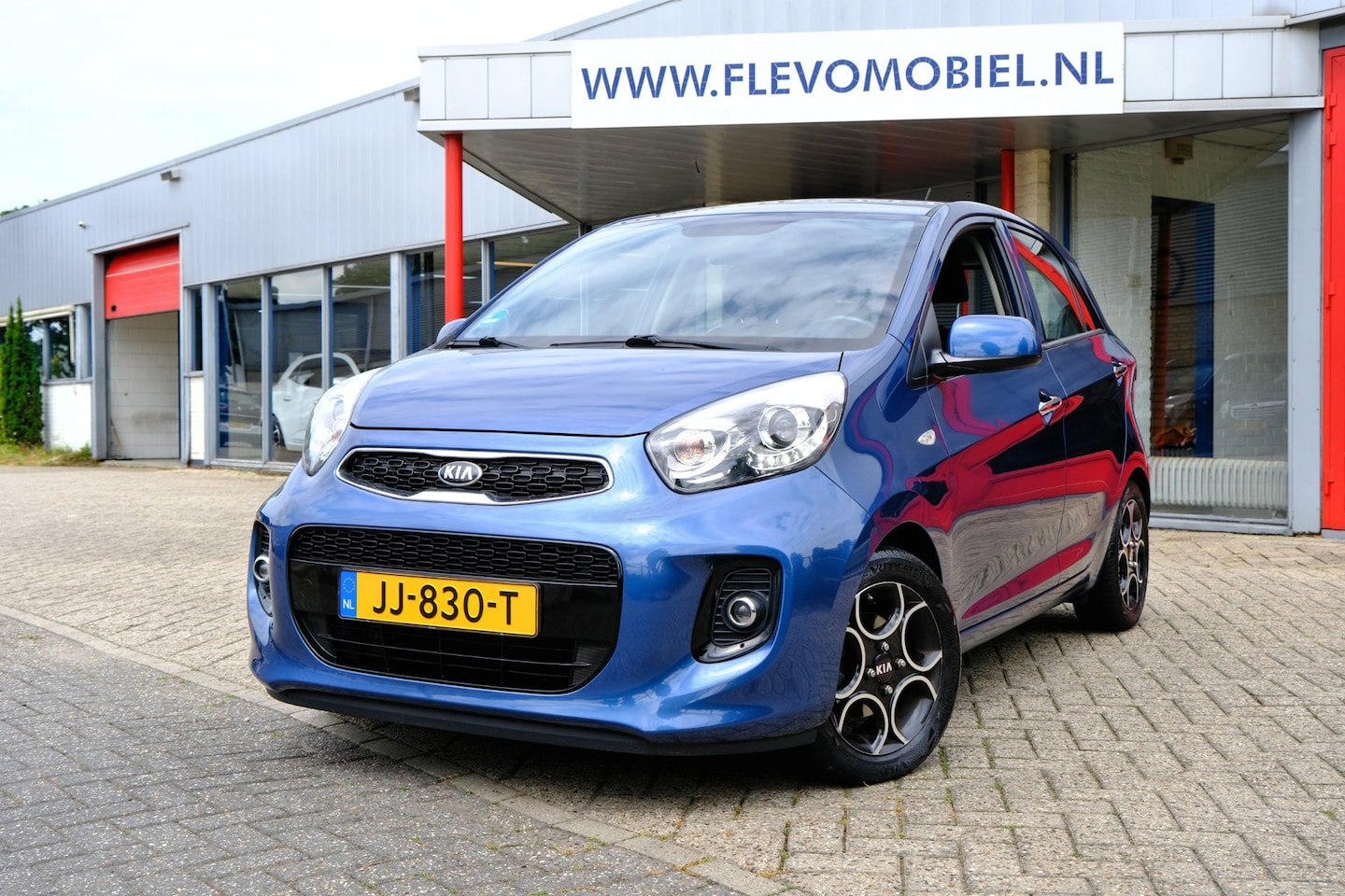 Kia Picanto - 1.2 85pk CVVT DynamicLine 5-drs Clima|LMV|CarPlay - AutoWereld.nl