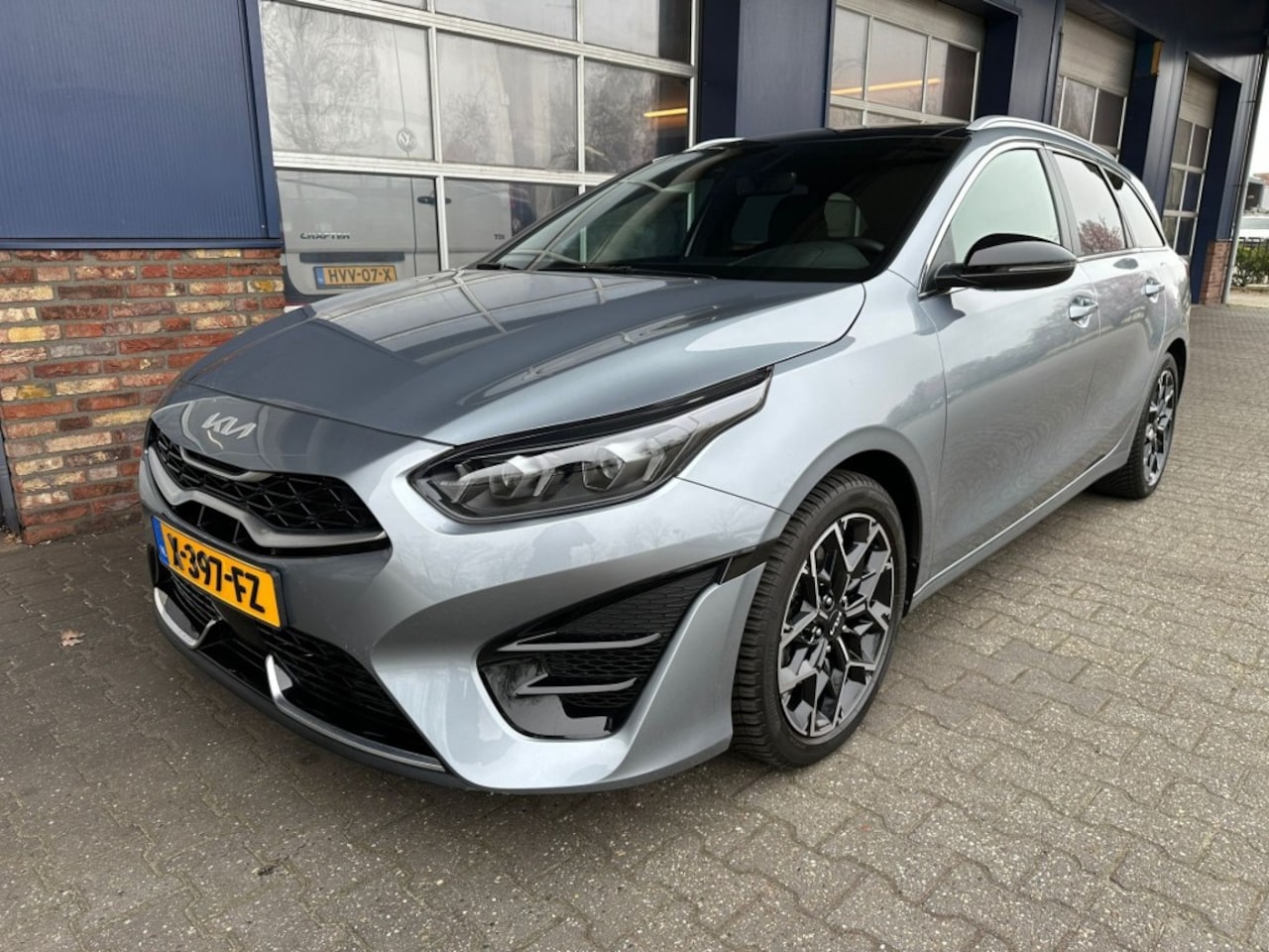 Kia Cee'd - 1.5 T-GDi GT-Line 1.5 T-GDI GT-LINE, Camera, Elektr. A klep, Stoel/stuurwiel verw, Pano, Carplay, ALL IN pri - AutoWereld.nl