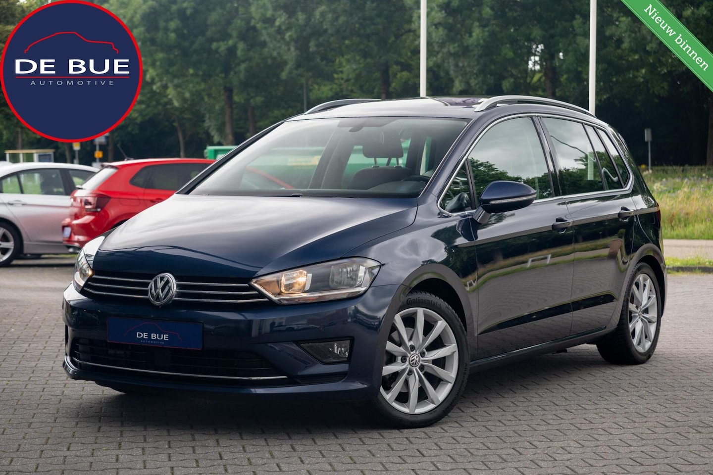 Volkswagen Golf Sportsvan - 1.4 TSI Highline|Org. NL NAP|1ste Eig.|Automaat|Trekhaak|Panoramadak|DAB|Adaptive Cruise|D - AutoWereld.nl
